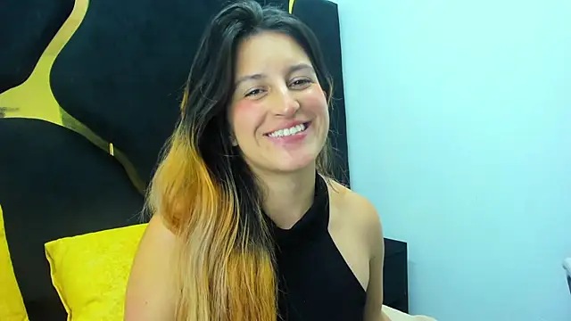 GiaRoussel online show from March 17, 7:48 pm