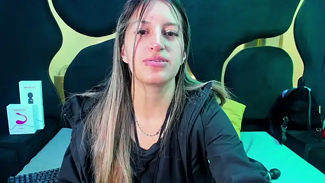 GiaRoussel online show from October 21, 3:13 pm