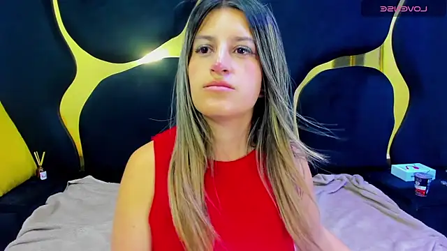 GiaRoussel online show from October 30, 3:24 pm