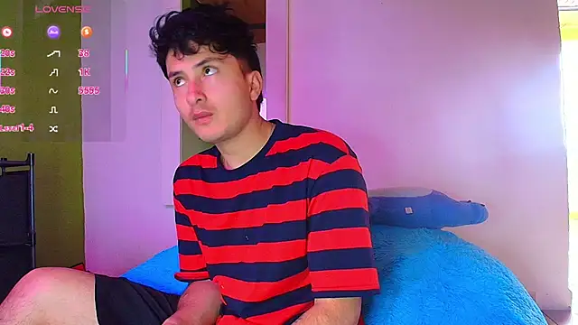 santyago taylor online show from November 24, 6:51 pm