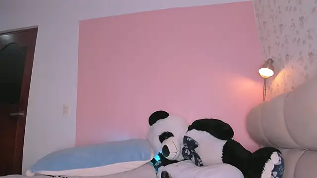 Snapshot of kitty_miaa chatting on January 19, 11:53 pm kitty miaa online show from January 19, 11:53 pm