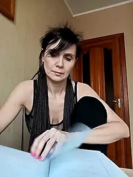 Francenia lolis online show from March 23, 7:53 am