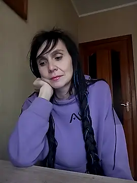 Francenia lolis online show from December 5, 11:08 am