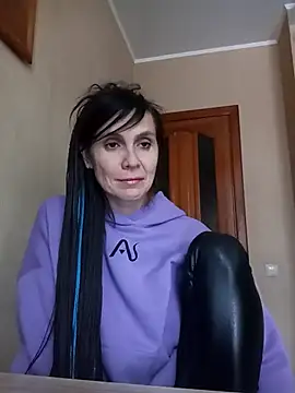 Francenia lolis online show from January 10, 1:46 pm