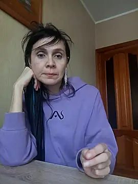 Francenia lolis online show from February 28, 8:26 am