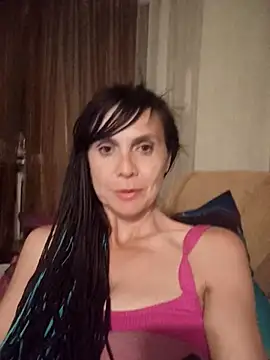 Snapshot of Francenia_lolis chatting on July 19, 8:56 pm Francenia lolis online show from July 19, 8:56 pm