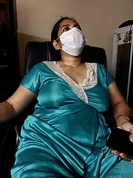 Snapshot of Madhavi_mishra chatting on September 29, 6:35 pm Madhavi mishra online show from September 29, 6:35 pm