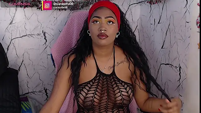 Snapshot of ebonyciaraqueen chatting on December 12, 8:21 pm ebonyciaraqueen online show from December 12, 8:21 pm