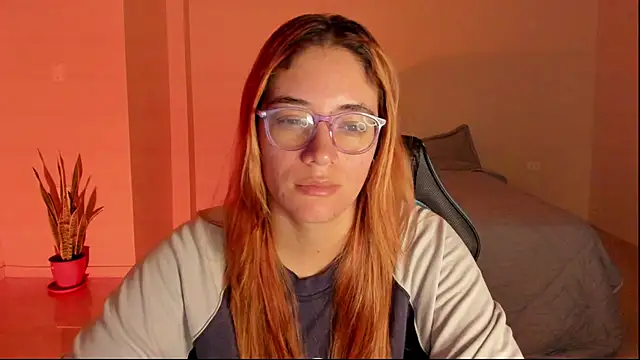 atenas 05  online show from February 21, 9:32 am