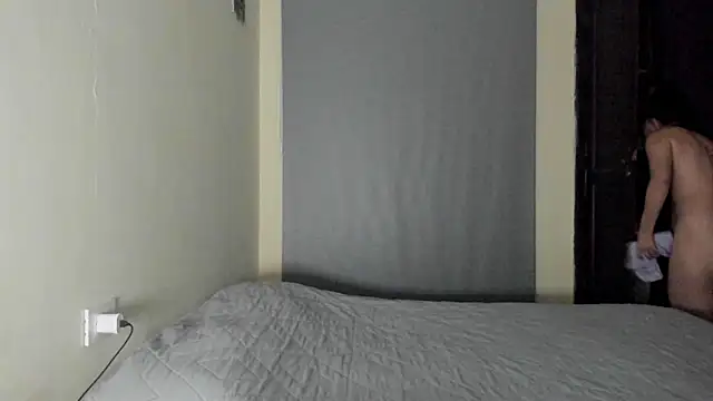 Snapshot of atenas_05_ chatting on June 29, 9:26 am atenas 05 online show from June 29, 9:26 am