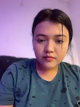 alisson carolina73 online show from April 12, 11:21 pm