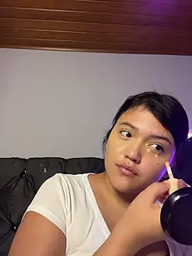 alisson carolina73 online show from July 10, 3:11 am