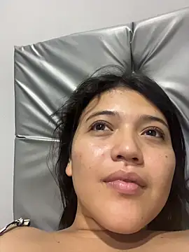 alisson carolina73 online show from July 17, 1:34 am
