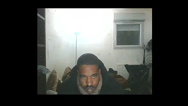 Snapshot of POPAYE972 chatting on December 4, 6:28 pm POPAYE972 online show from December 4, 6:28 pm