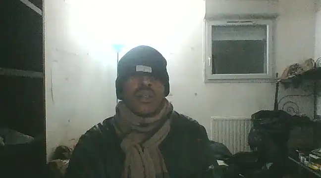 Snapshot of POPAYE972 chatting on December 10, 7:11 pm POPAYE972 online show from December 10, 7:11 pm