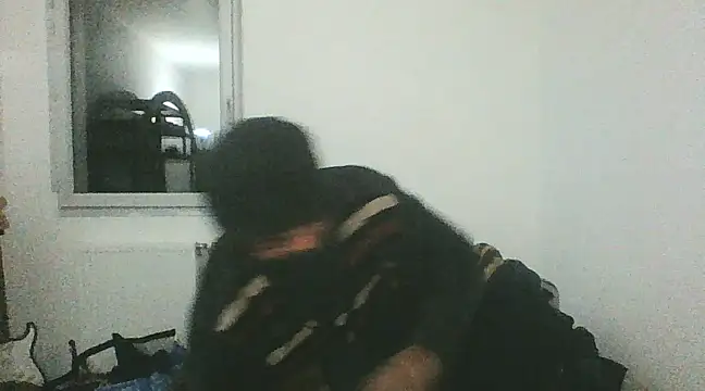 Snapshot of POPAYE972 chatting on January 19, 1:43 am POPAYE972 online show from January 19, 1:43 am