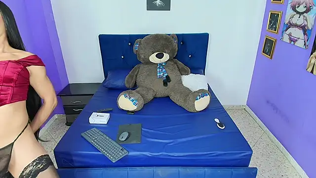 Snapshot of Maevewild chatting on January 17, 9:39 pm Maevewild online show from January 17, 9:39 pm