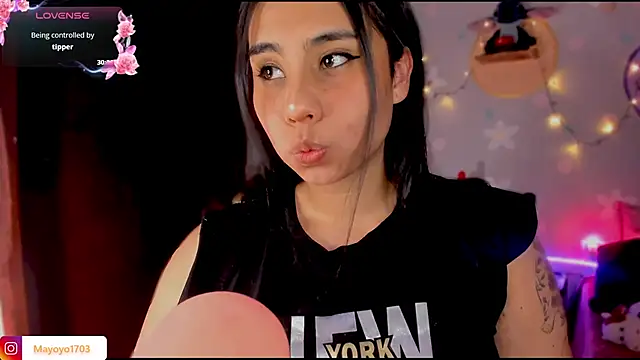 Snapshot of kiki_cavilll chatting on September 24, 10:35 pm kiki cavilll online show from September 24, 10:35 pm