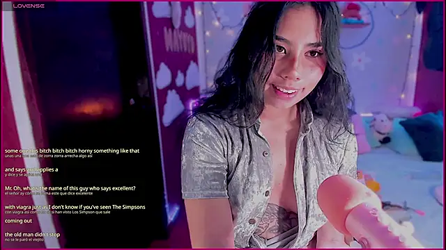 Snapshot of kiki_cavilll chatting on November 12, 2:17 pm kiki cavilll online show from November 12, 2:17 pm
