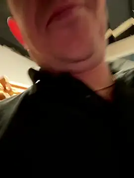 Snapshot of mrwright878787 chatting on November 20, 6:07 pm mrwright878787 online show from November 20, 6:07 pm