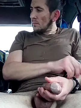 Snapshot of TattMan13 chatting on January 16, 3:46 pm TattMan13 online show from January 16, 3:46 pm