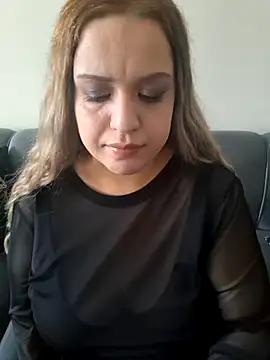 Snapshot of cansuozell chatting on October 26, 1:06 pm cansuozell online show from October 26, 1:06 pm