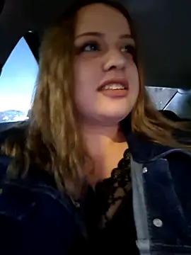 Snapshot of cansuozell chatting on November 9, 2:59 pm cansuozell online show from November 9, 2:59 pm