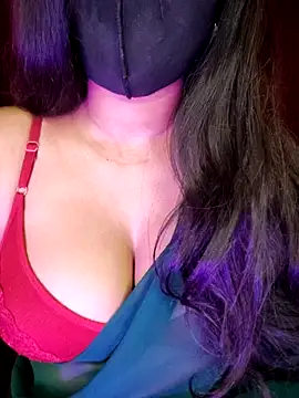 Snapshot of SexyAndHottie chatting on March 2, 3:13 am SexyAndHottie online show from March 2, 3:13 am