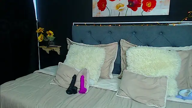 Snapshot of dulce_celeste15 chatting on December 17, 8:54 pm dulce celeste15 online show from December 17, 8:54 pm
