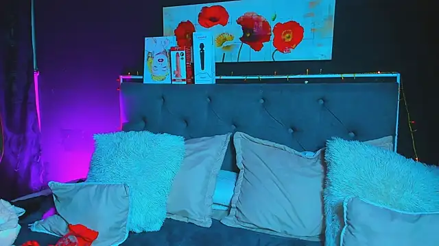 Snapshot of dulce_celeste15 chatting on January 11, 2:30 am dulce celeste15 online show from January 11, 2:30 am