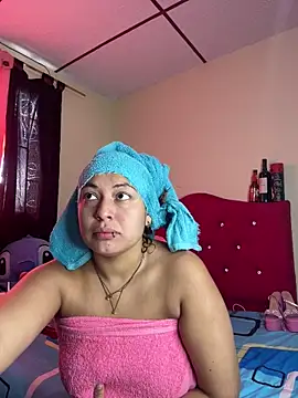 Snapshot of dulce_celeste15 chatting on September 19, 7:47 pm dulce celeste15 online show from September 19, 7:47 pm