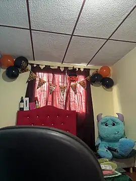 Snapshot of dulce_celeste15 chatting on October 20, 8:53 pm dulce celeste15 online show from October 20, 8:53 pm
