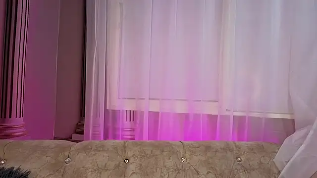 Carohorny4u online show from June 12, 9:35 pm