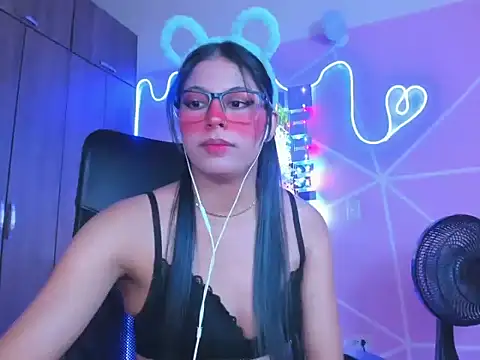  ALLYSON18  online show from February 11, 2:35 pm