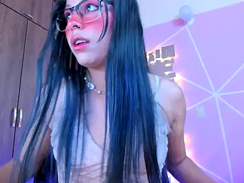  ALLYSON18  online show from March 18, 5:42 pm