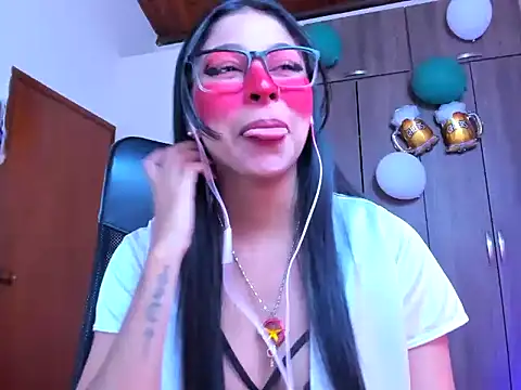  ALLYSON18  online show from October 4, 11:41 am