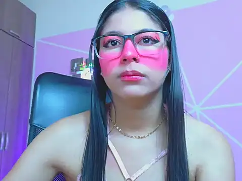  ALLYSON18  online show from April 25, 11:57 am