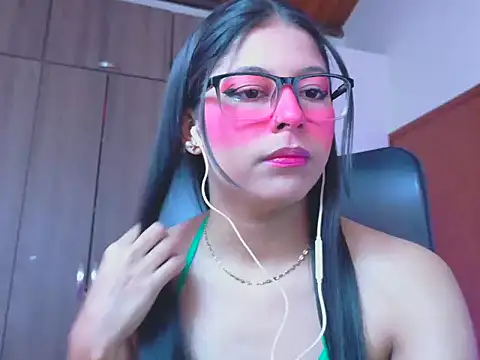  ALLYSON18  online show from June 13, 11:52 am