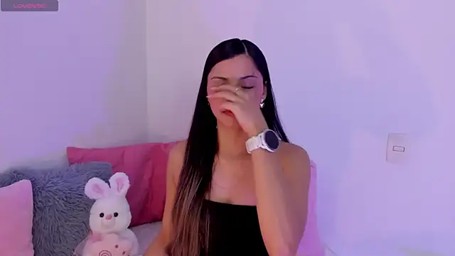 Snapshot of Brisa_blue chatting on June 1, 7:48 pm Brisa blue online show from June 1, 7:48 pm