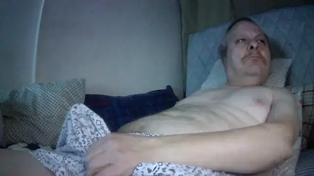 Snapshot of amylrmm1903 chatting on March 9, 9:36 pm amylrmm1903 online show from March 9, 9:36 pm