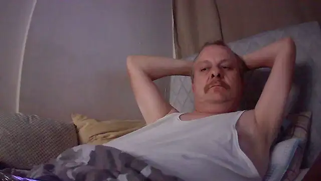 Snapshot of amylrmm1903 chatting on September 9, 9:14 pm amylrmm1903 online show from September 9, 9:14 pm