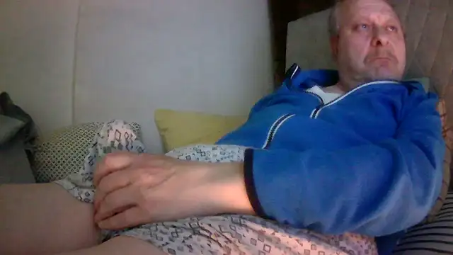Snapshot of amylrmm1903 chatting on May 3, 8:26 pm amylrmm1903 online show from May 3, 8:26 pm