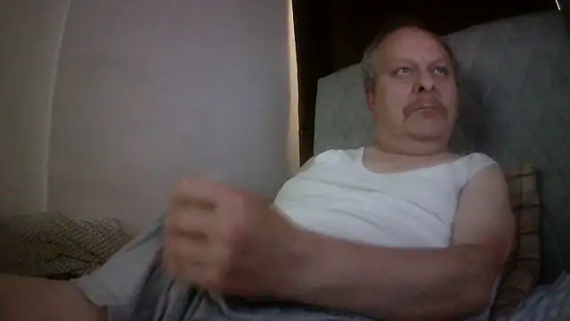 amylrmm1903 online show from June 14, 3:58 pm