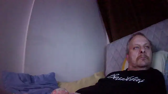 Snapshot of amylrmm1903 chatting on July 27, 9:22 pm amylrmm1903 online show from July 27, 9:22 pm