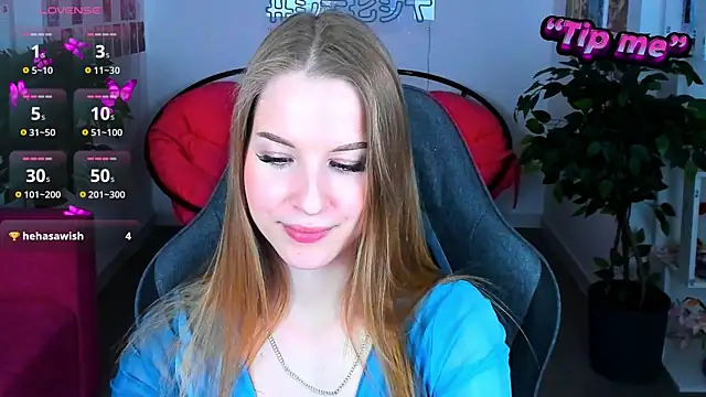 CuteMousee online show from December 29, 5:54 pm