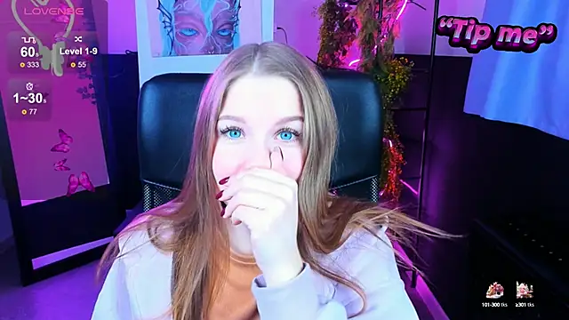 CuteMousee online show from January 7, 5:54 am