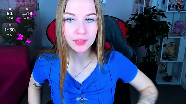 CuteMousee online show from January 11, 2:52 am