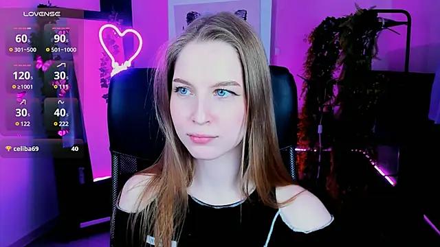 CuteMousee online show from February 25, 8:51 pm