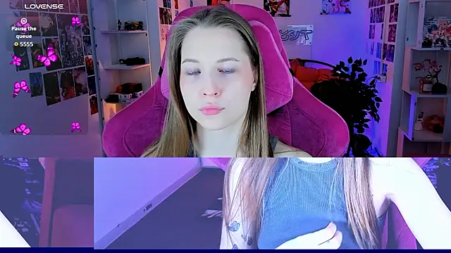 CuteMousee online show from February 27, 8:36 am