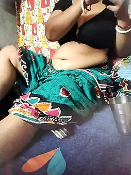 Snapshot of Priya-bhabi012 chatting on November 30, 4:22 pm Priya-bhabi012 online show from November 30, 4:22 pm